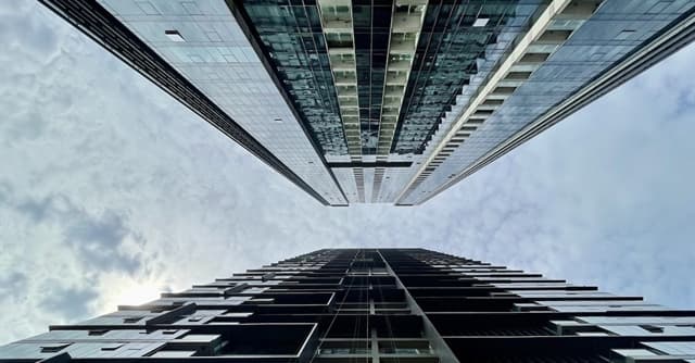 Căn hộ trung tâm TPHCM tăng giá gấp ba, rộ tin căn siêu sang gần 700 triệu/m2